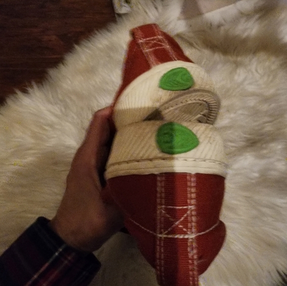 Cariuma Pantone Rust lace up sneakers 9 - Picture 6 of 14